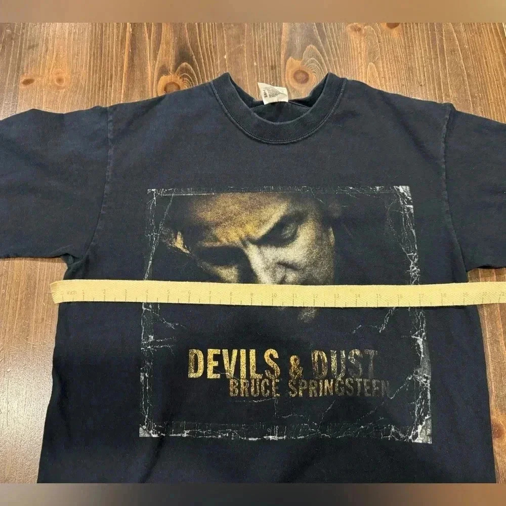 Bruce Springsteen Devils and Dust Tour  Concert T-Shirt - Picture 6 of 7